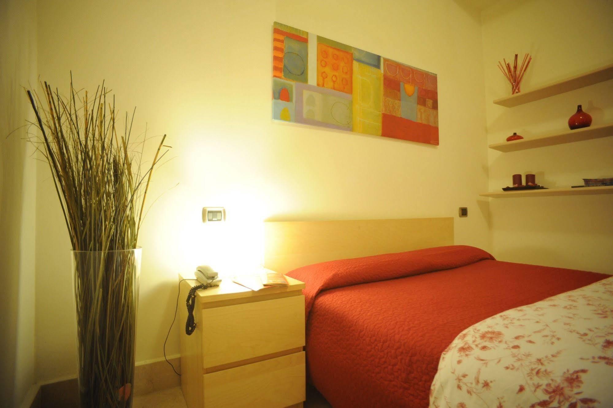 Lux Appartamenti Roma Exterior foto